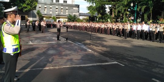 Gagalkan penyanderaan ibu & anak, Aiptu Sunaryanto dapat penghargaan