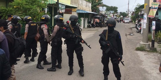 Waspada teroris,Kapolda Jatim minta anak buah pakai rompi antipeluru