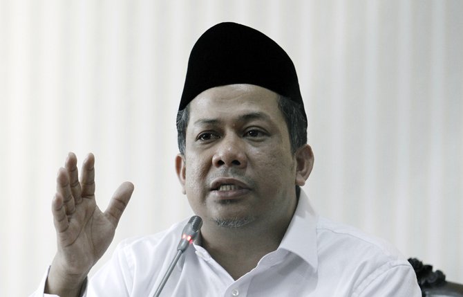 fahri hamzah dipecat pks