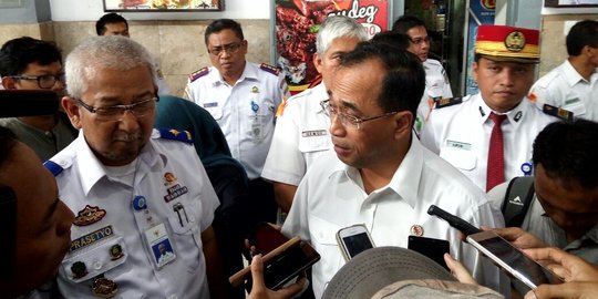 Jawab kekesalan Jokowi, Menhub target Bandara Kertajati selesai 2018
