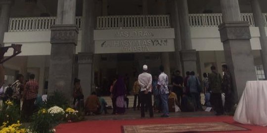 Pukul bedug, Jokowi resmikan Masjid KH Hasyim Asyari di Daan Mogot