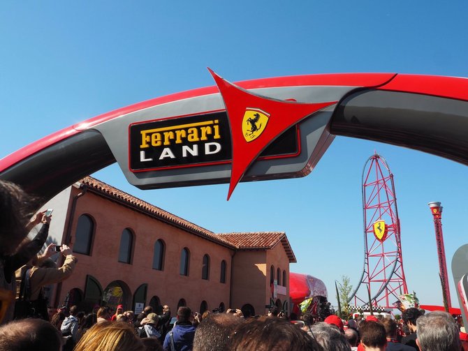 ferrari land