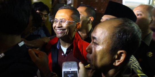 Bacakan replik, Jaksa ngotot Dahlan Iskan telah melawan hukum