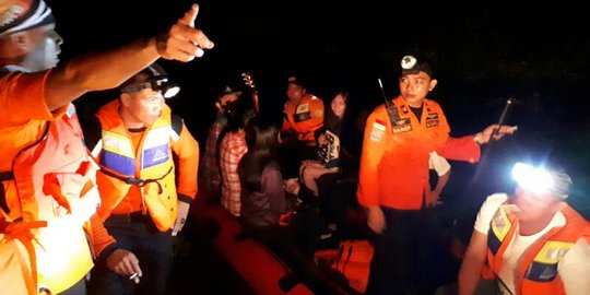 Tebal eceng gondok jadi kendala evakuasi 17 jemaah usai Paskah