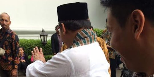 Acara keragaman RI di Istana, Jokowi & menterinya pakai adat Betawi