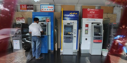 Libur Pilkada, bank di Jakarta buka terbatas