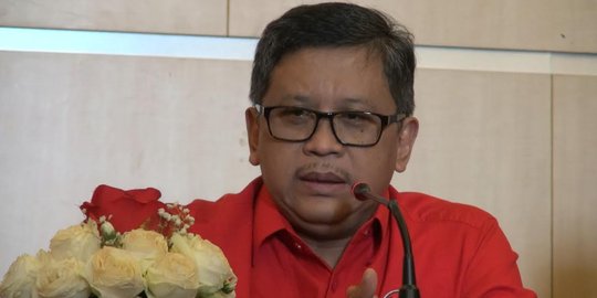 Bantah Ahok-Djarot bagi-bagi sembako, Sekjen PDIP malah serang Anies