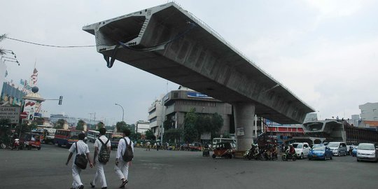 Proyek flyover Bintaro bikin macet, Djarot harap warga sabar