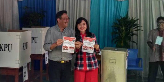 Djarot dan istri kompak nyoblos di TPS 08 Kuningan Timur