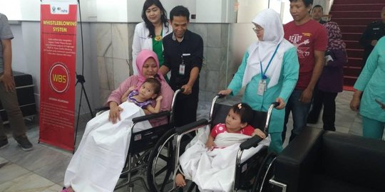 Usai dirawat 117 hari, bayi Devina dan Devani diperbolehkan pulang