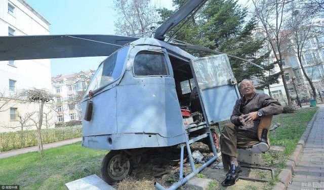 kakek di china buat helikopter sendiri