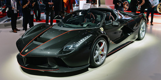 Rayakan HUT ke-70, LaFerrari Aperta hadir di Indonesia