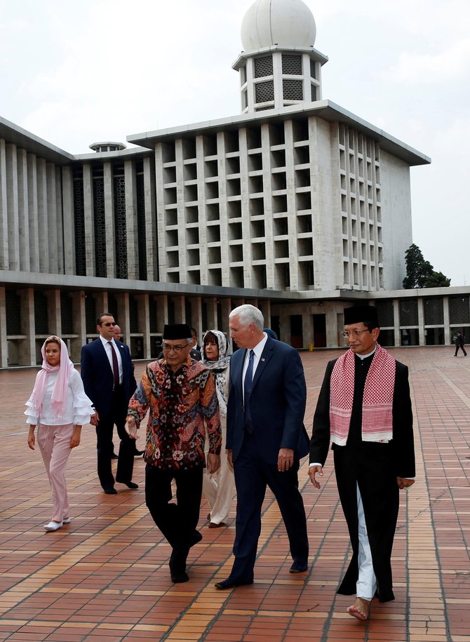 wapres as kunjungi masjid istiqlal