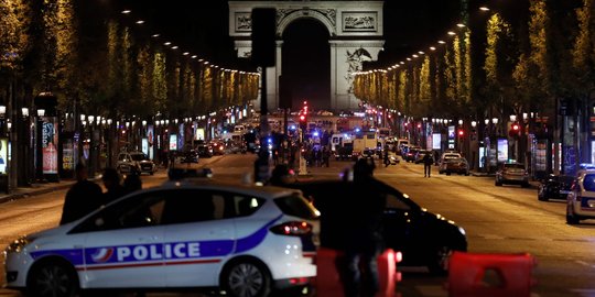 Video detik-detik penembakan di Paris
