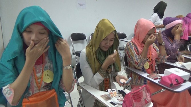 perawat rsud mojokerto lomba rias