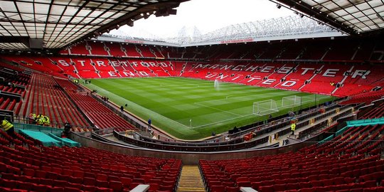 Sandiaga janji bangun stadion sekelas Old Trafford setelah dilantik