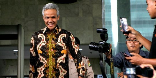 Ada calon lain, Ganjar pasrahkan nasib di Pilgub Jateng ke Megawati