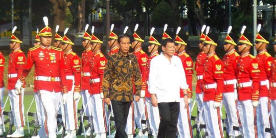 Resmikan jalur pelayaran Davao-Bitung, Jokowi mau RI terhubung ASEAN