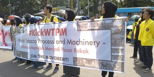 Massa mahasiswa tolak acara pameran industri rokok internasional