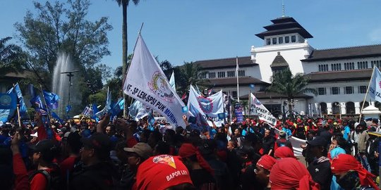 Ribuan buruh di Bandung siap berdemo, 1.435 polisi sudah berjaga