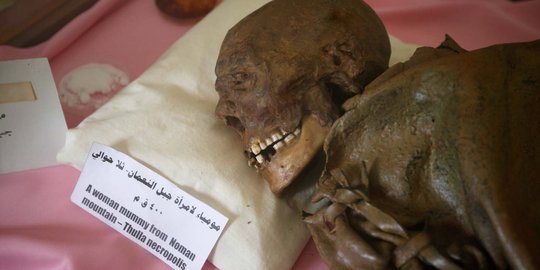 Mengunjungi angkernya museum mumi di Yaman