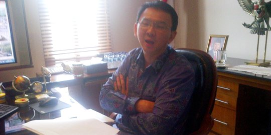 Sindir Sandi, Ahok sebut 'jomblo atau enggak yang penting bahagia'