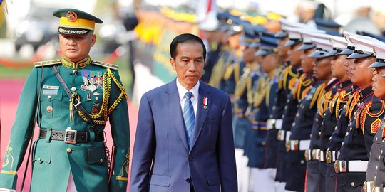Analis asing bongkar klaim Jokowi ekonomi RI ketiga terbaik dunia