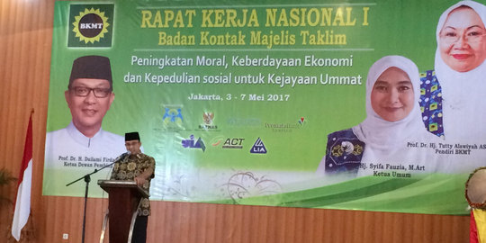 Buka seminar Majelis Taklim, Anies terima kasih didukung di pilgub