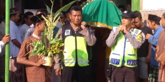 Bocah hanyut di sungai Brantas ditemukan tewas dalam tumpukan sampah