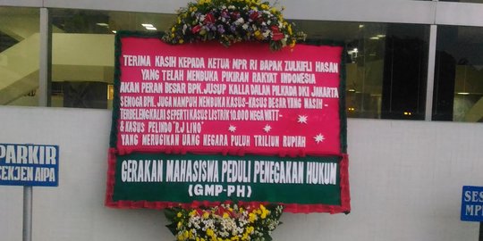 Ungkap peran JK di Pilgub DKI, Ketua MPR dapat kiriman bunga