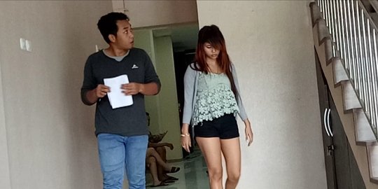 Kasus striptis di Surabaya, polisi temukan perempuan di bawah umur