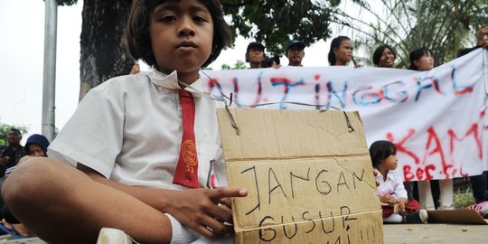 Ini bahaya ajak anak demo sejak kecil