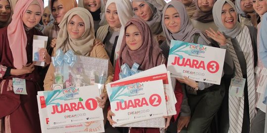 Ini 2 hijaber cantik pemenang Dream Girls yang dapat hadiah umroh