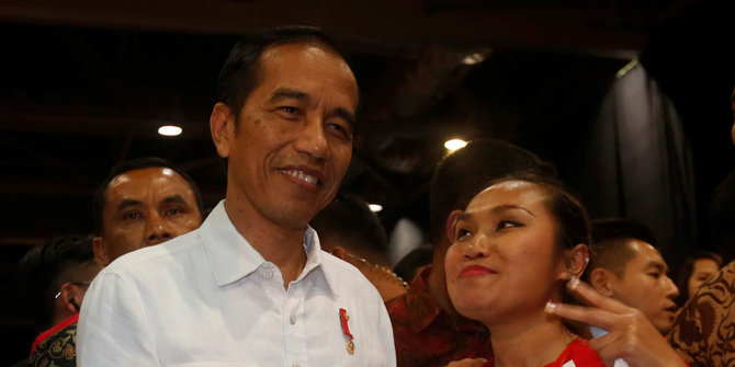 Jokowi beri penghargaan Satya Lencana pada Bupati dan petani Tabanan