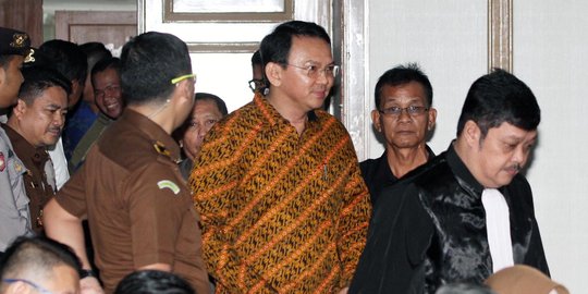 Besok divonis, Ahok minta hakim tak terpengaruh desakan massa