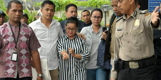 KPK tak hadir, sidang praperadilan Miryam ditunda pekan depan