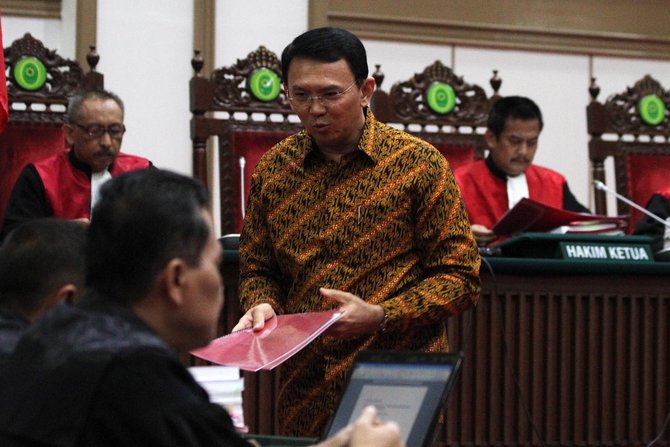 sidang ahok