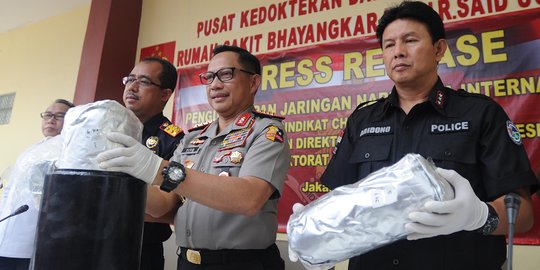 Dikirim dari China, 84 kg sabu dibelokkan dulu ke Lampung