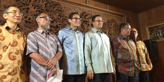 Masuk dream tim, eks pentolan KPK hingga Panglima puji Anies-Sandi