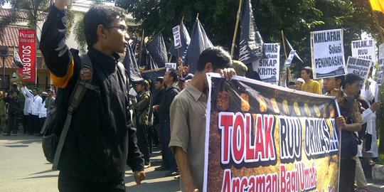 HTI Jatim: Dalam UU yang anti Pancasila adalah atheisme & Leninisme