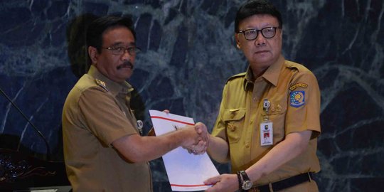 Djarot akan lanjutkan tradisi Ahok terima aduan warga di Balai Kota