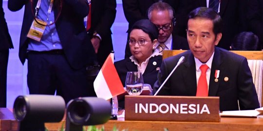 Tiga tahun berkuasa, Jokowi cetak 9 sejarah baru di Indonesia