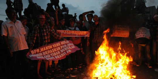 Kecewanya kubu Ahok soal vonis 2 tahun, sampai mau gantikan dibui