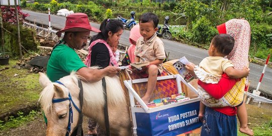 Ksatria Kuda Pustaka dari desa masuk Istana