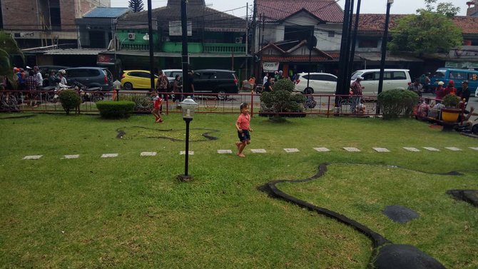 pendukung ahok di mako brimob