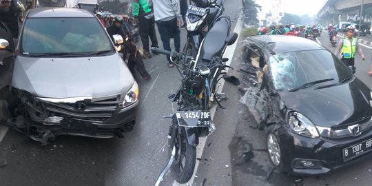 Kecelakaan beruntun terjadi di Fly Over Casablanca