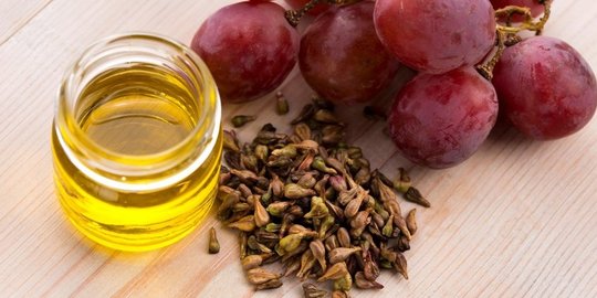 grapeseed oil? ini 7 manfaat luar biasanya untuk kecantikan