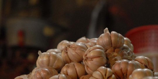 minta importir keluarkan stok