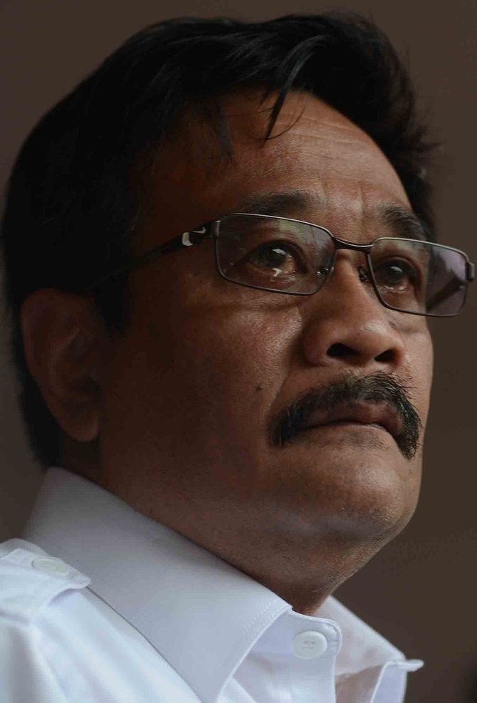 djarot menangis