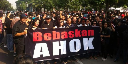 MUI sebut aksi simpatik berlawanan dengan sikap taat hukum Ahok